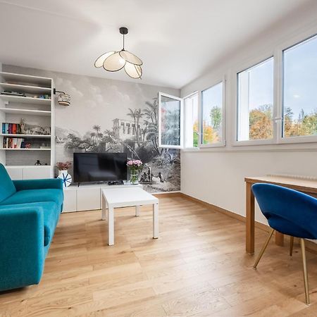 Charming Parisian Home Away From Home In The Heart Of باريس المظهر الخارجي الصورة